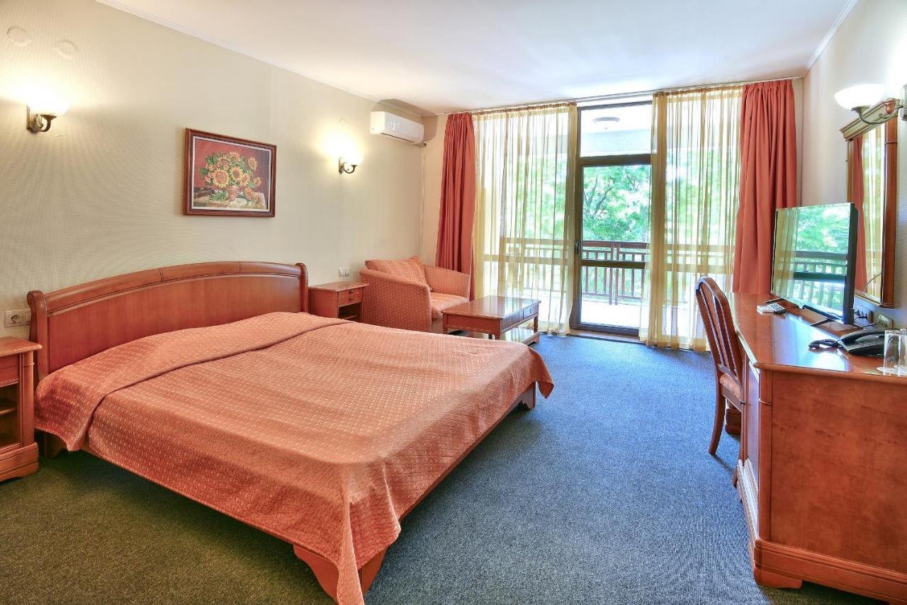 Estreya Residence Hotel And Spa سينتس قسطنطين وهيلينا المظهر الخارجي الصورة