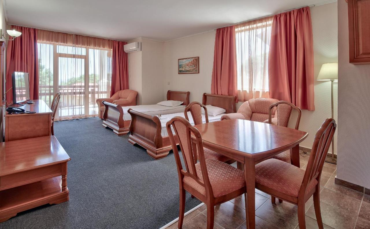 Estreya Residence Hotel And Spa سينتس قسطنطين وهيلينا المظهر الخارجي الصورة